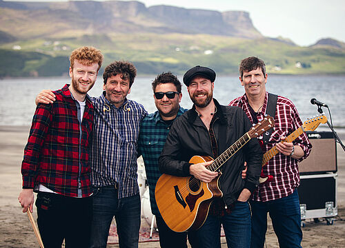 The Runrig Experience – Beat the Drum