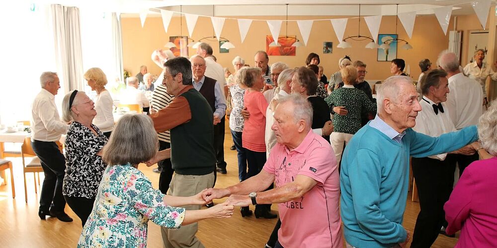 Senioren-Tanztee