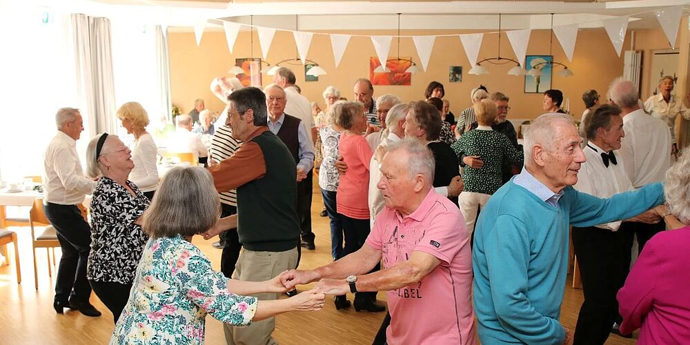 Senioren-Tanztee  - Tanz mal wieder!
