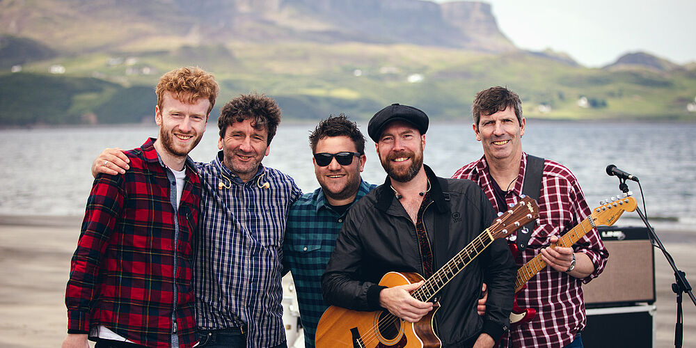 The Runrig Experience – Beat the Drum