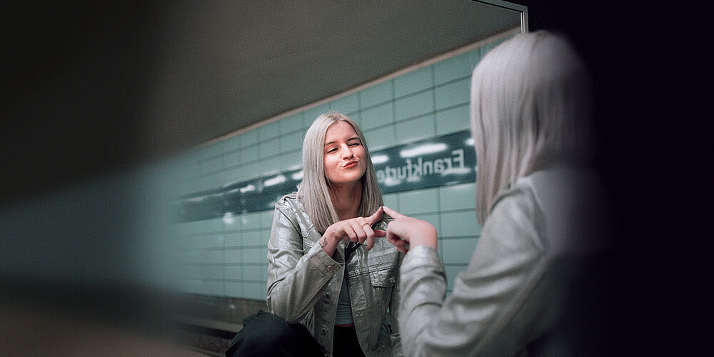 Julia Brandner - Calm your tits!