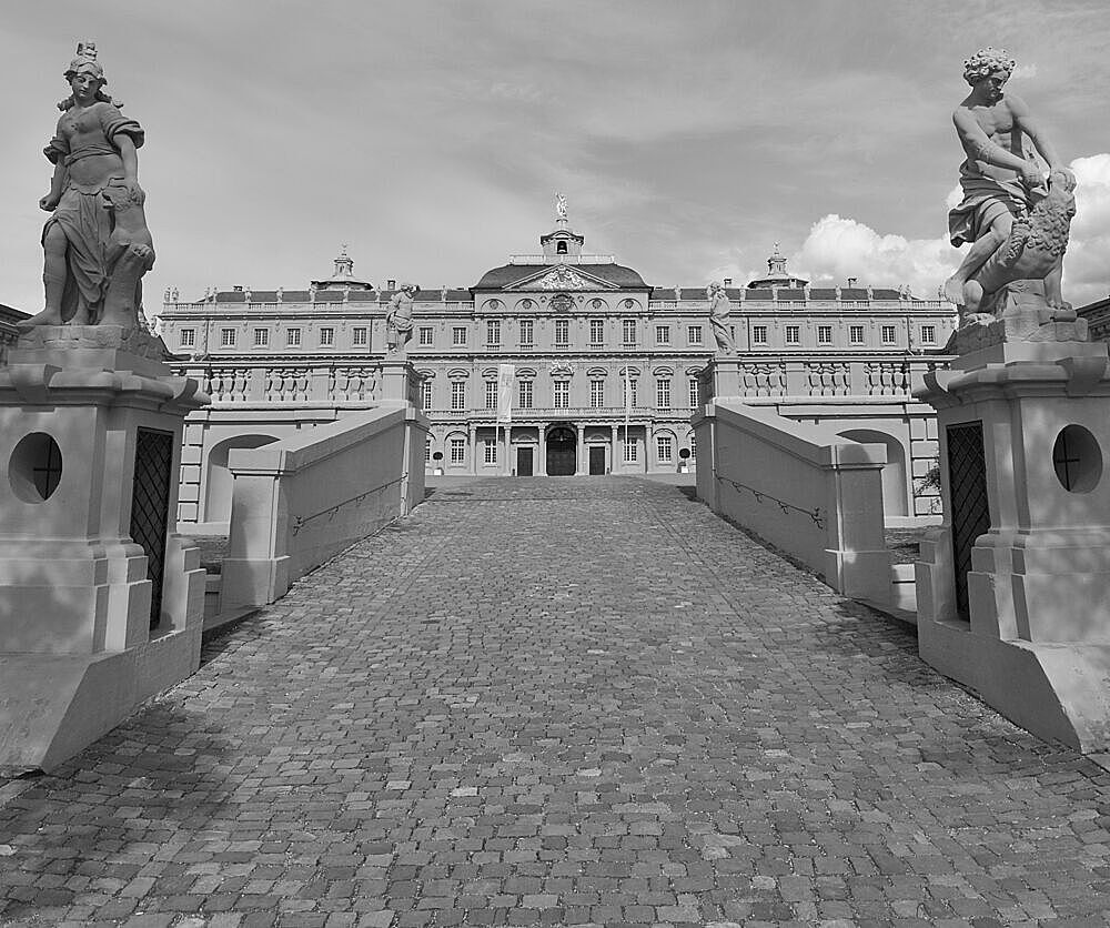 Ehrenhof Schloss Rastatt